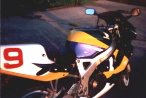 CBR 900