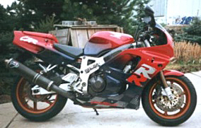 CBR 900