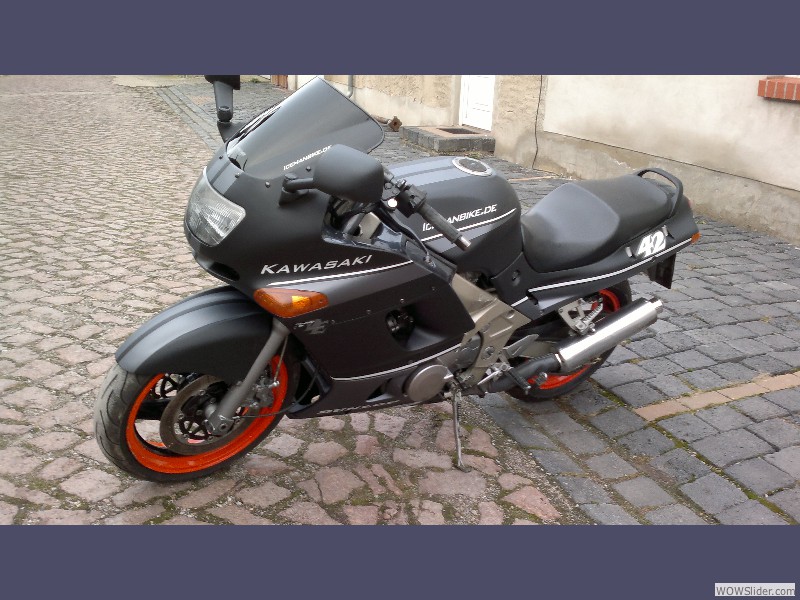 ZZR 600