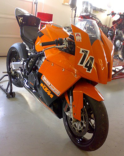 KTM RC8