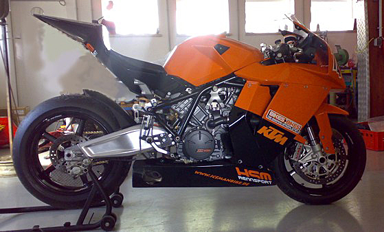 KTM RC8