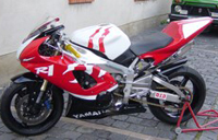 Yamaha R1